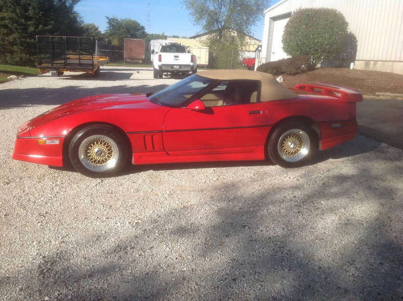 Illustration for article titled At $18,500, Could This 1987 Callaway Corvette Blow You Away?